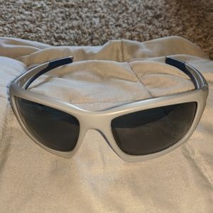 Authentic Men's Oakley Sunglasses 🕶️